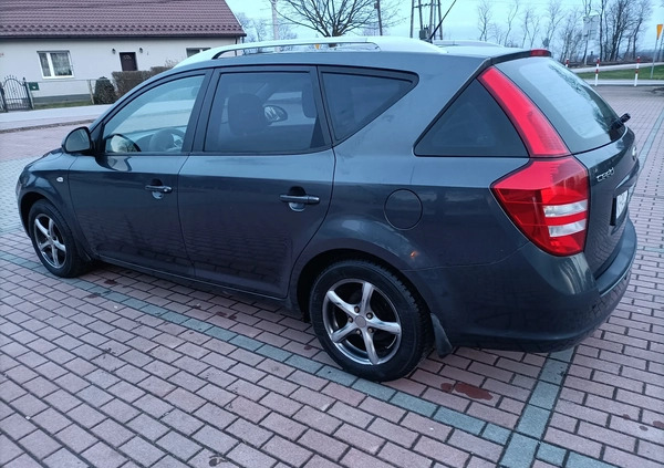Kia Ceed cena 9800 przebieg: 301000, rok produkcji 2008 z Kraków małe 56